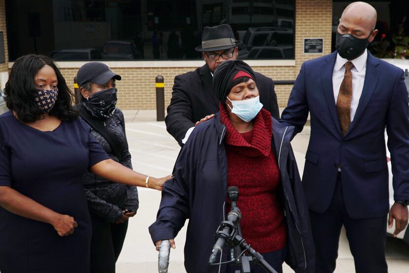 Rosie Johnson, mother of Fred Jackson, speaks addresses the news media at the Tarrant County...