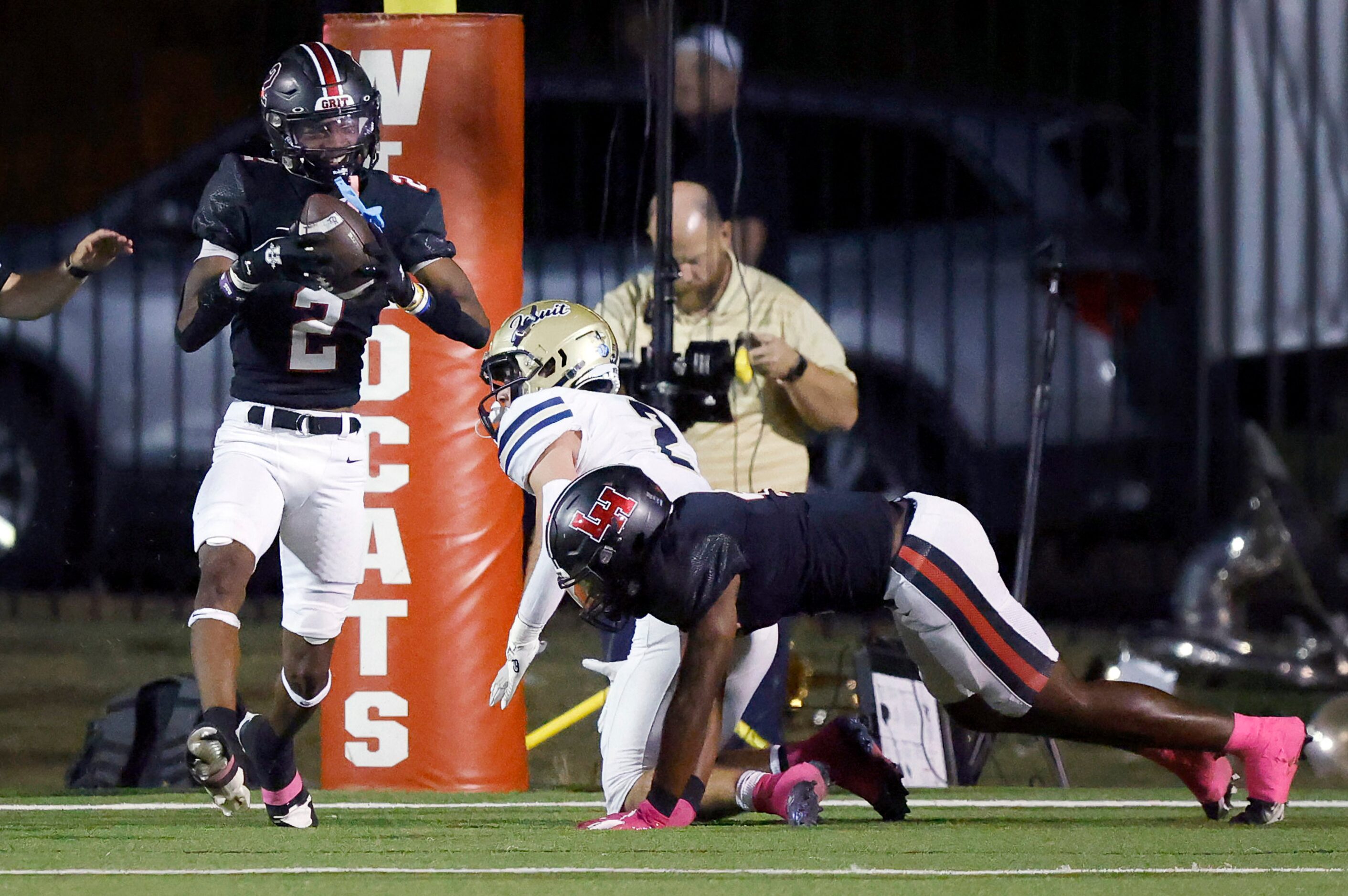 Lake Highlands High defensive back Ayden Webb (2) celebrates his first half interception of...