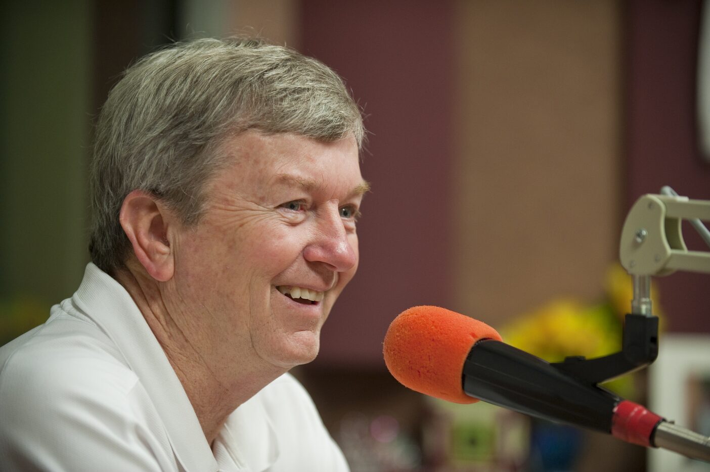 ORG XMIT: *S0425960797* Texas A&M Women's basketball coach Gary Blair talks during the K.O....