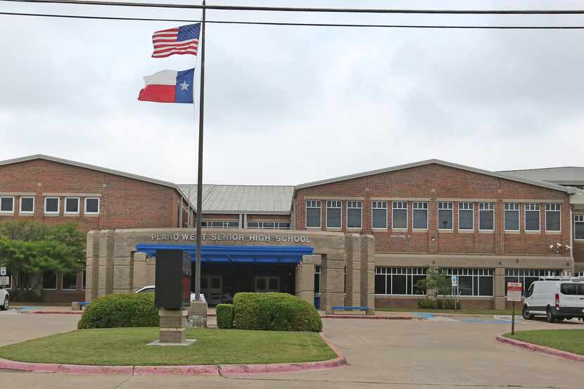 The front entrance of Plano West Senior High School.