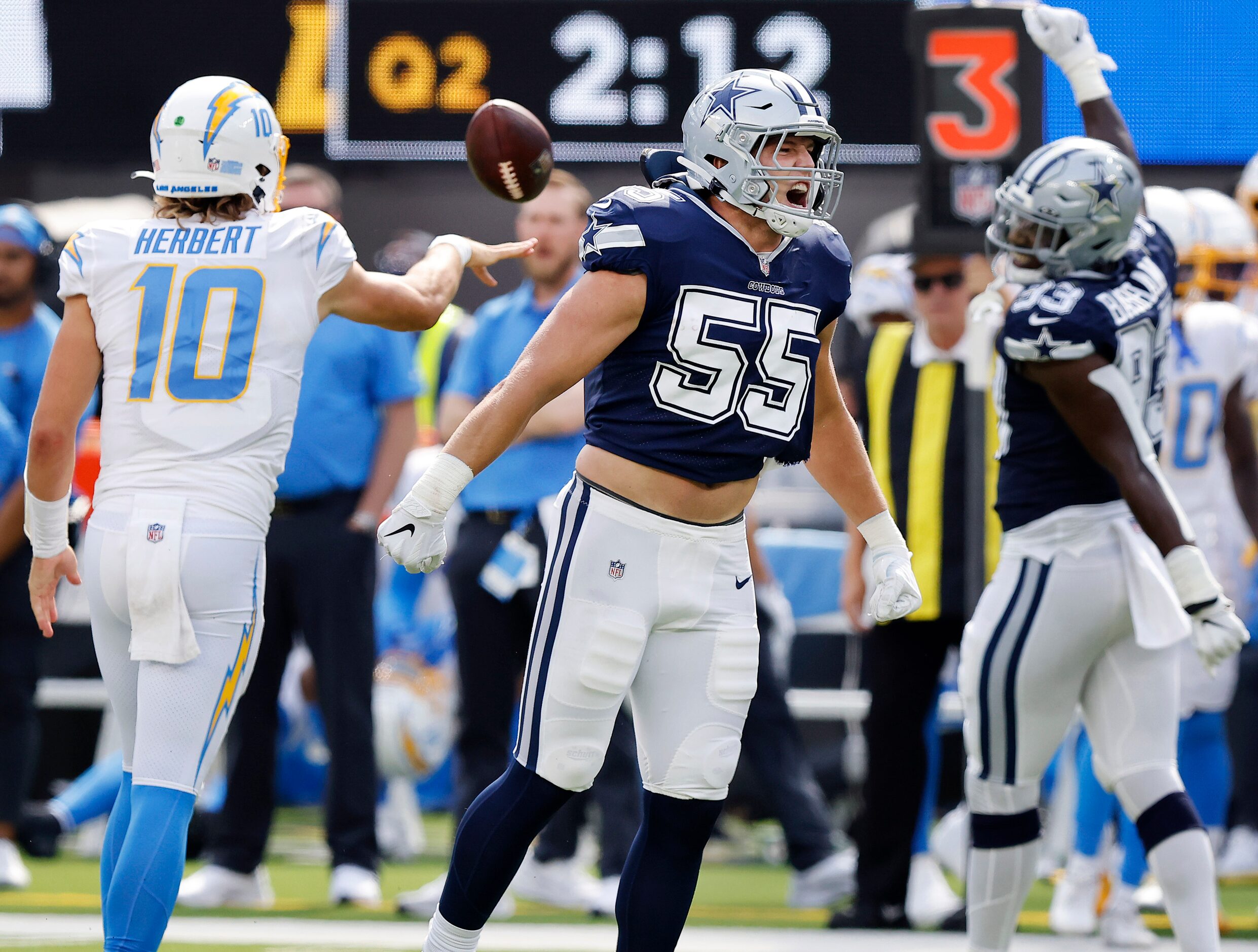 Dallas Cowboys linebacker Leighton Vander Esch (55) celebrates his sack of Los Angeles...