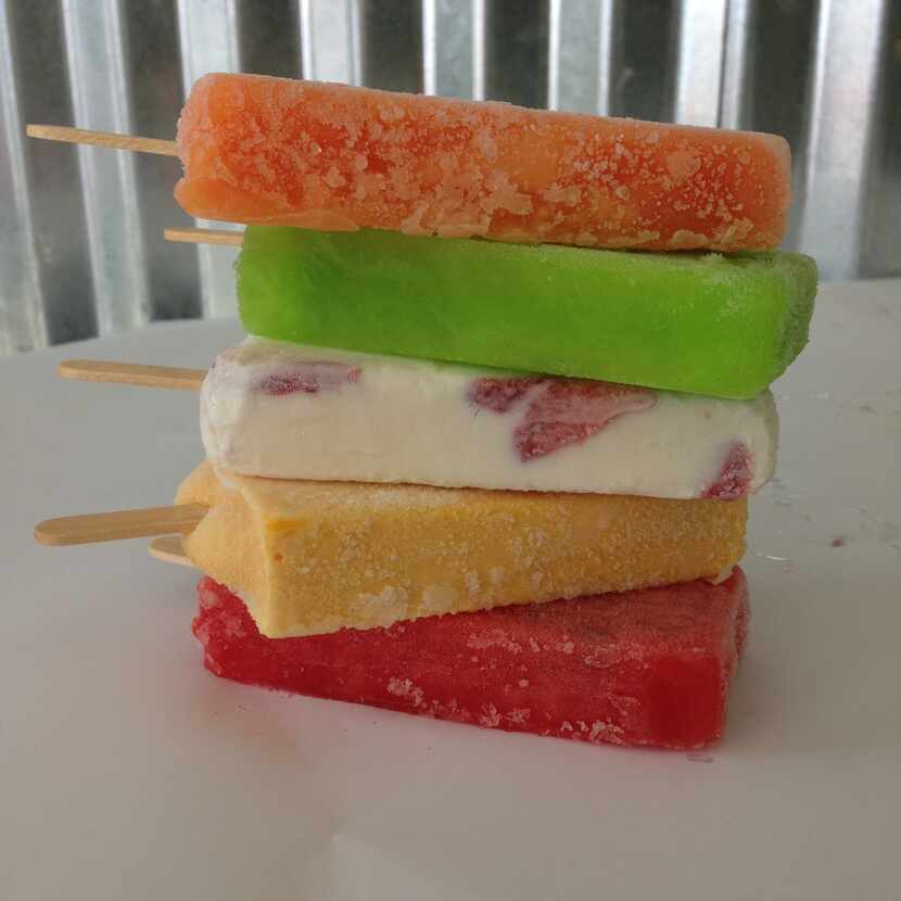 Fresh fruit paletas at La Original Michoacana