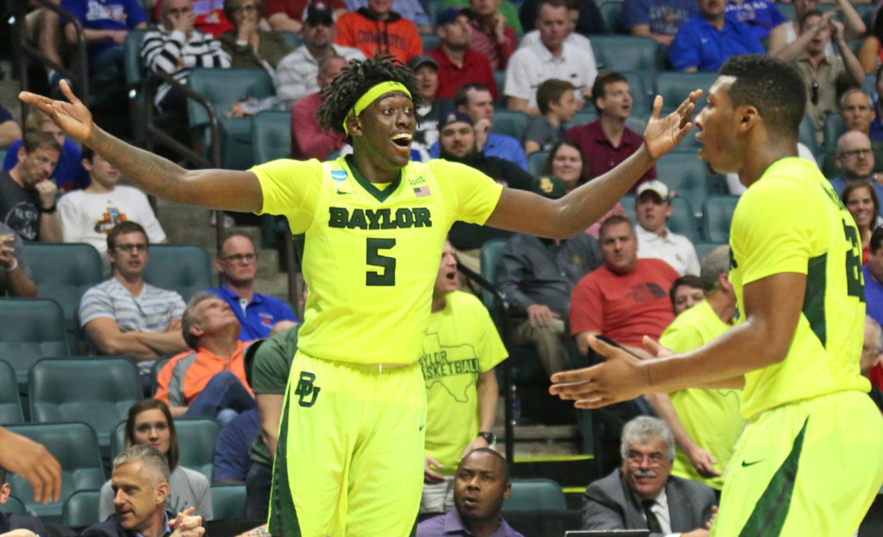 How Baylor PF Johnathan Motley is impressing both on and off the court at NBA  combine