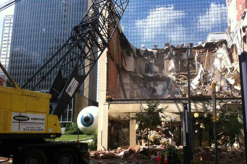  Eye see your torn-down building. (Harry Wilonsky/Special contributor)