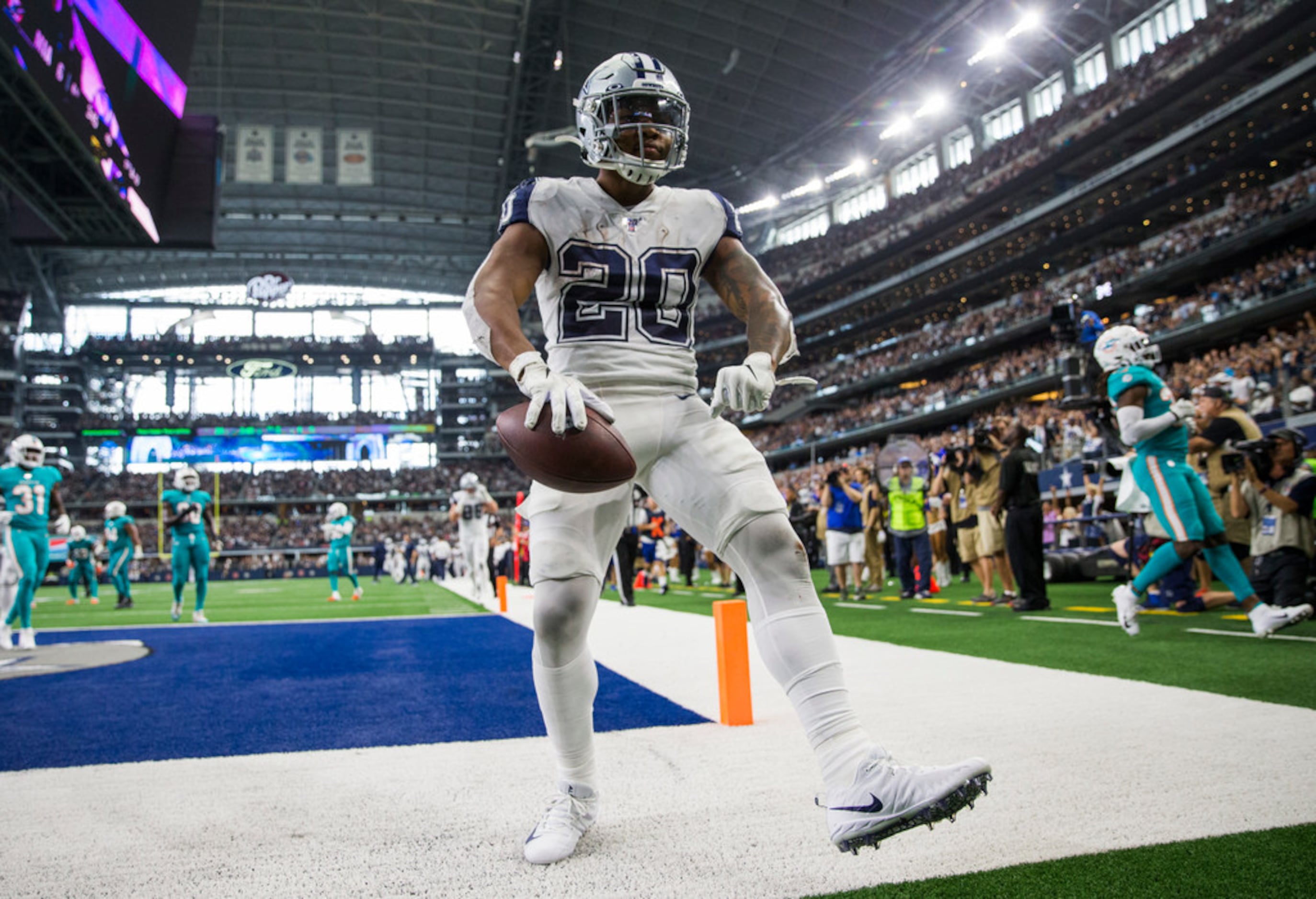 Cowboys award rookie jersey numbers, Lamb not on list