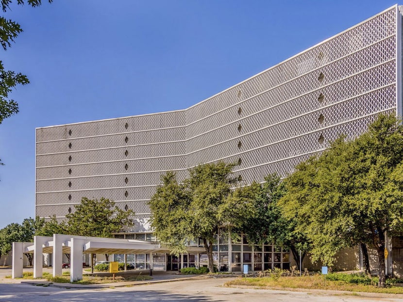  The Cabana Motor Hotel (Photo by Michael Cagle)