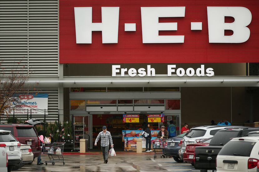 An exterior view of the H-E-B grocery store along U.S. Highway 77 in Waxahachie. The grocer...