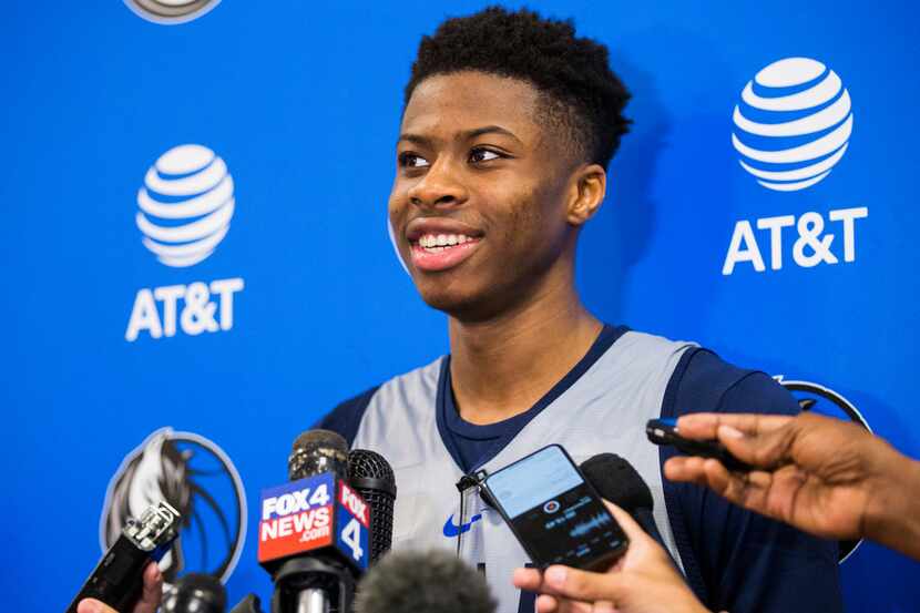 Forward Kostas Antetokounmpo (37) during a Dallas Mavericks NBA Summer League practice at...