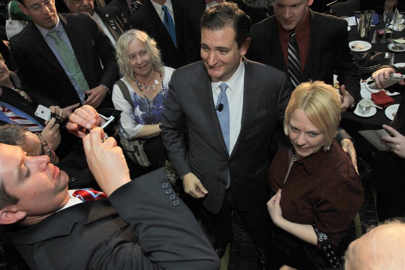 Sen. Ted Cruz posed for photographs with Iowa Republicans after addressing the annual Reagan...