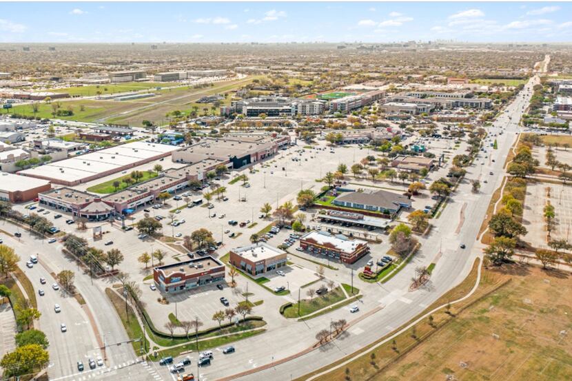 Plano shopping center is latest Dallas-Fort Worth retail property to be sold