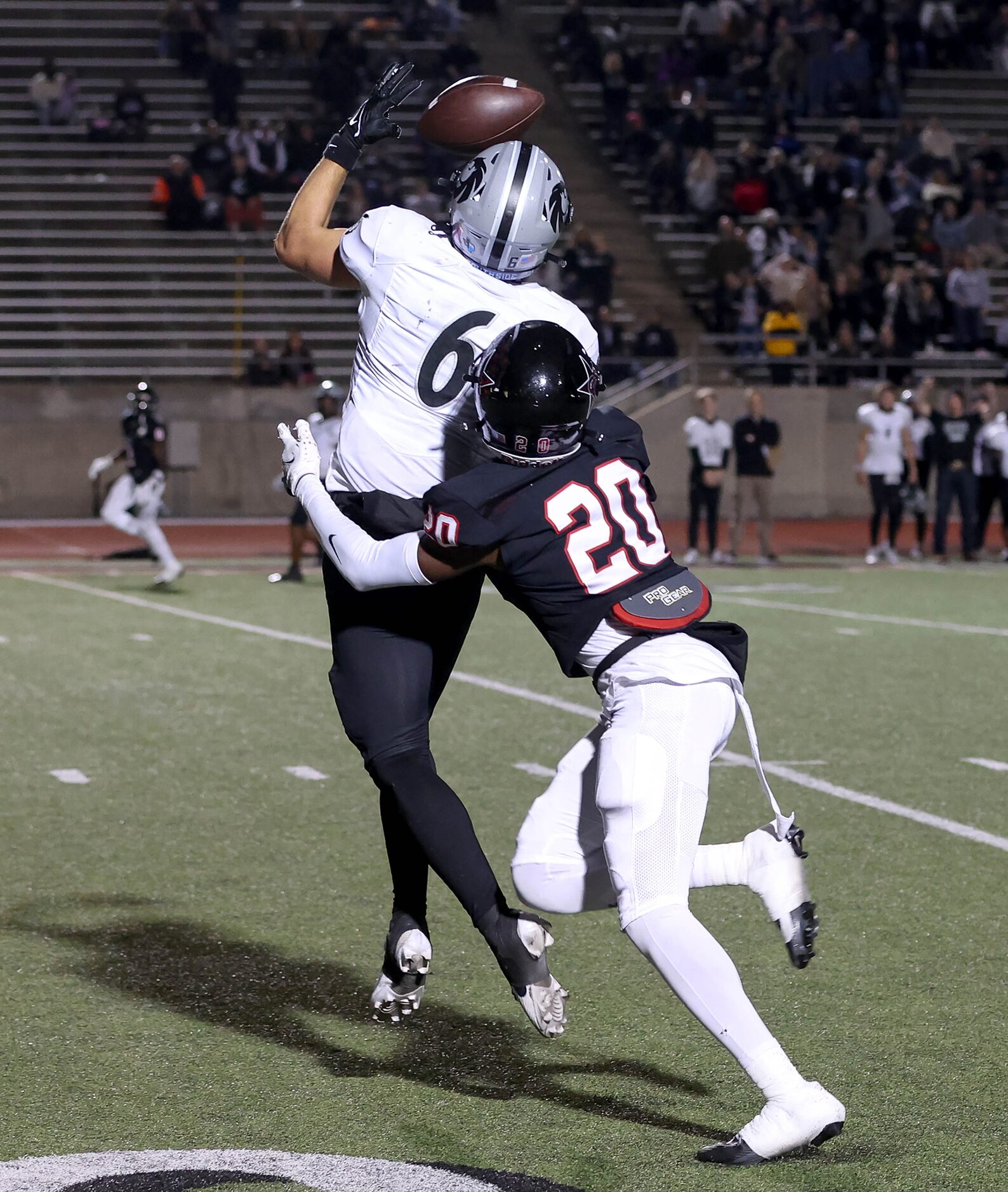 Denton Guyer wide receiver Kegan Stelmazewski (6) comes up with the reception against...