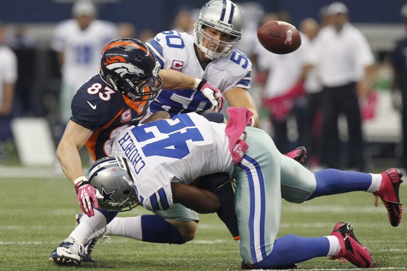 Dallas Cowboys free safety Barry Church (42) and Dallas Cowboys middle linebacker Sean Lee...