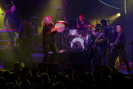 Robert Plant gave a shoutout to Deep Ellum during his Dallas show on March 15.