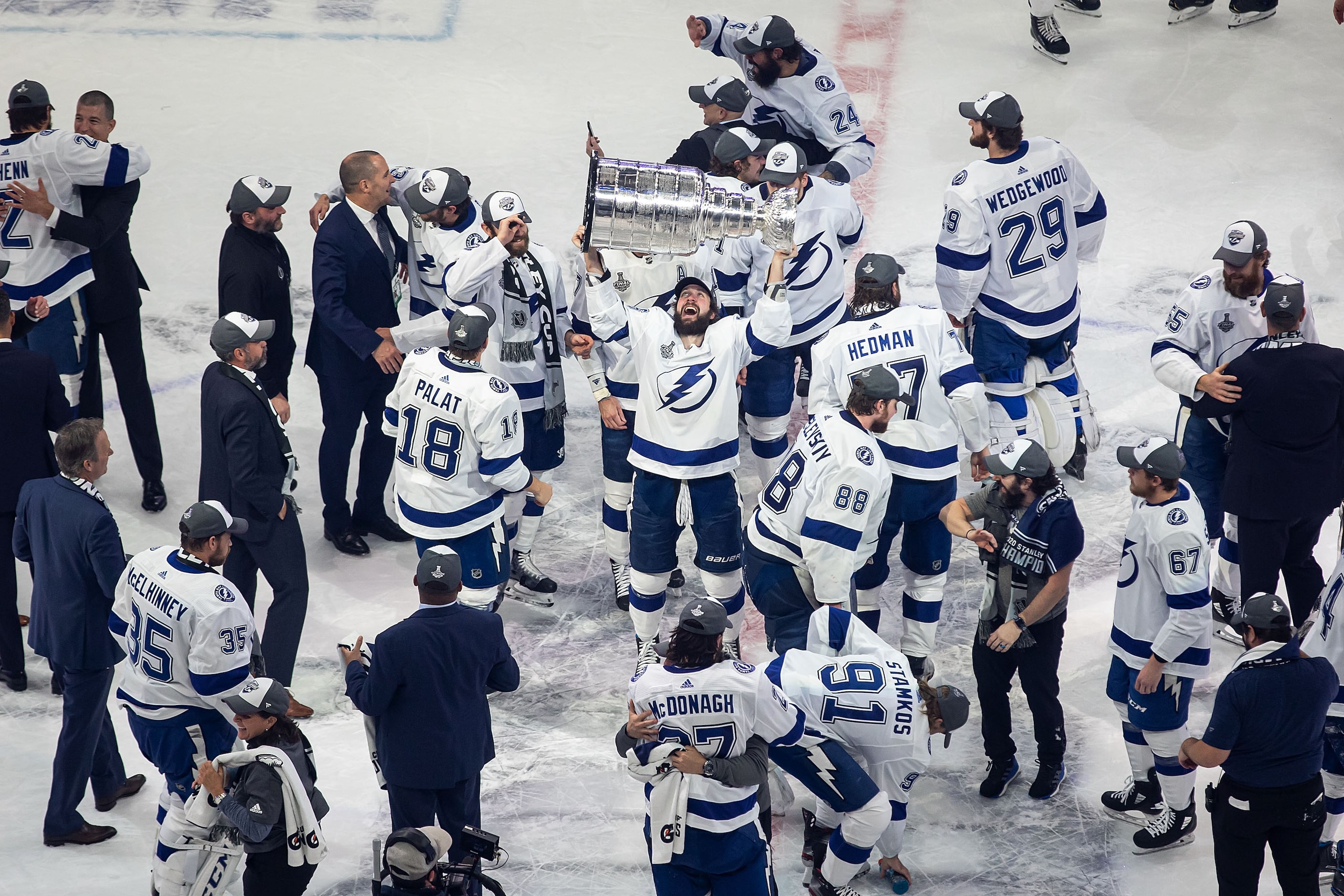 Nikita Kucherov (86) of the Tampa Bay Lightning hoists the Stanley Cup after defeating the...