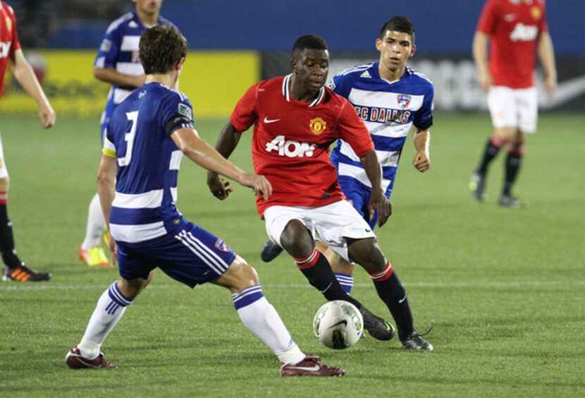 Manchester United midfielder Larnell Cole (#14) during the Dallas Cup Gordan Jago Super...