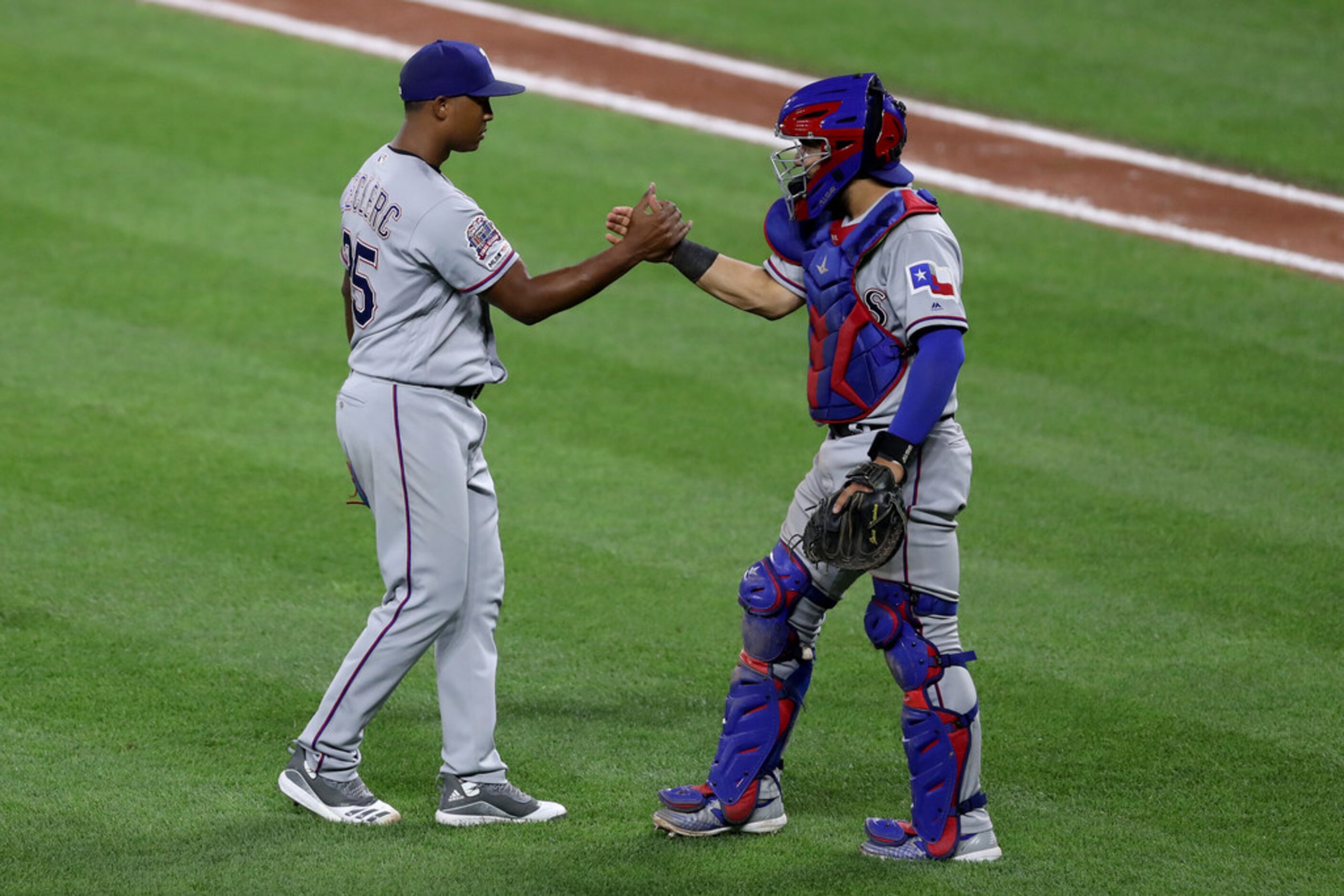 BALTIMORE, MARYLAND - SEPTEMBER 05: Pitcher Jose Leclerc #25 of the Texas Rangers and...