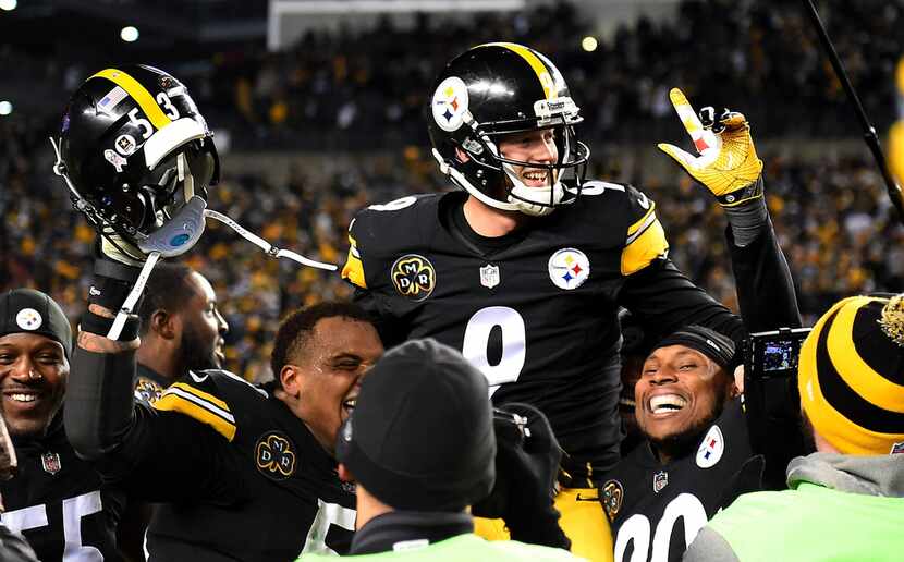 PITTSBURGH, PA - NOVEMBER 26: Chris Boswell #9 of the Pittsburgh Steelers celebrates with...