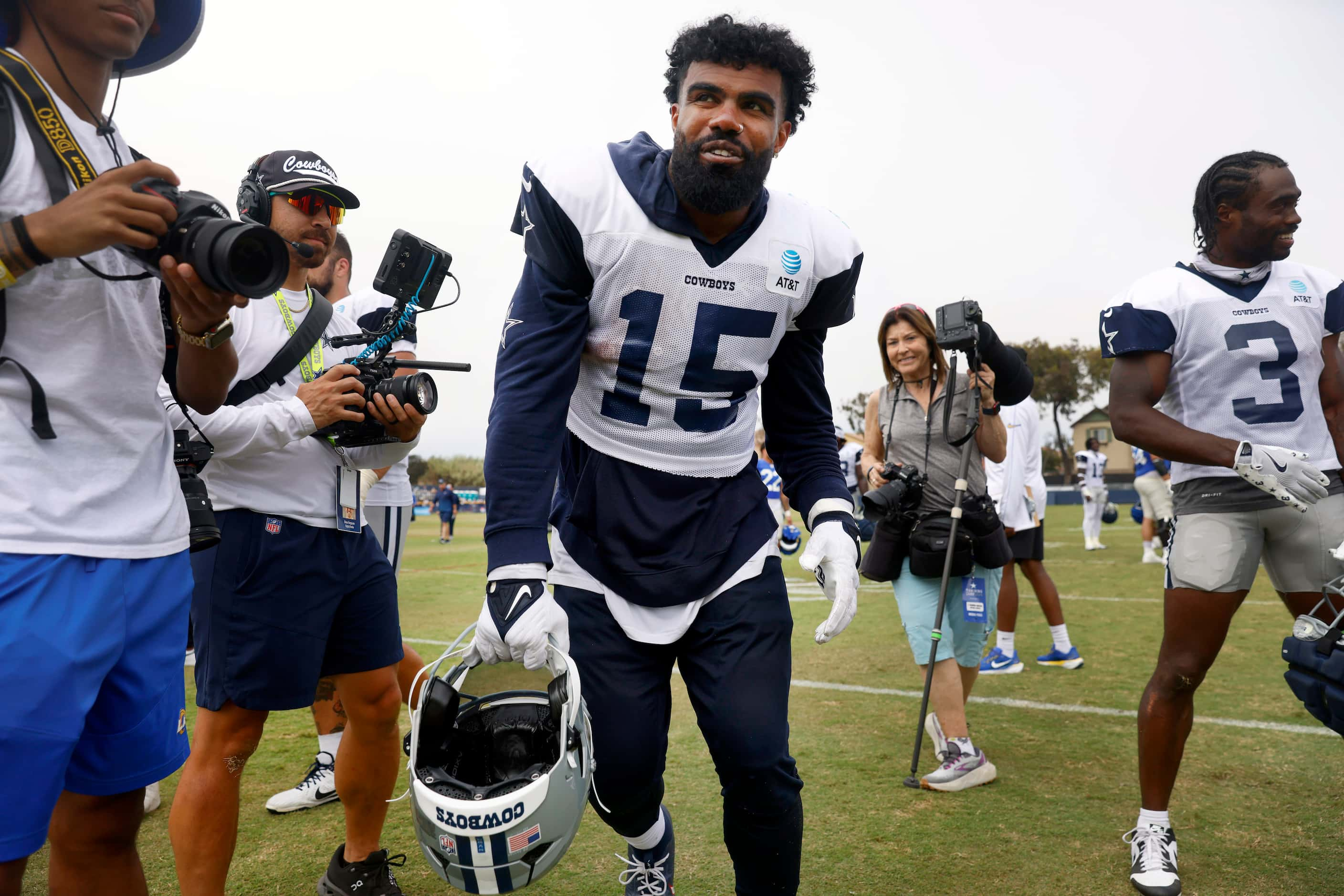 during a scrimmage at training camp in Oxnard, California, August 7, 2024. 