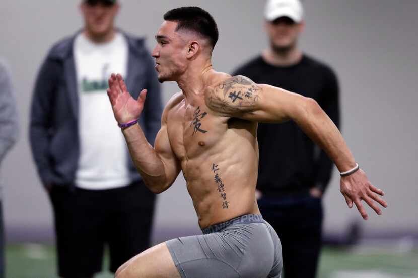 Taylor Rapp, safety de Washington, es posible candidato de Dallas Cowboys en el NFL Draft....