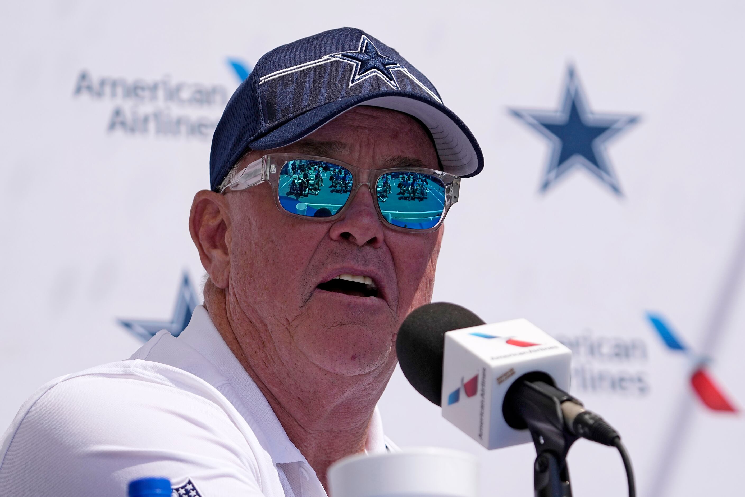 Stephen Jones' approach to the Cowboys salary cap is a recurring