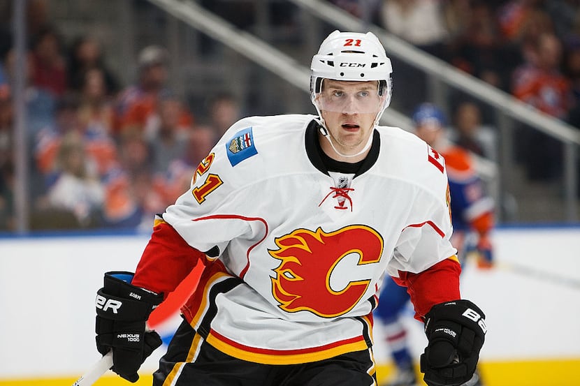 EDMONTON, AB - SEPTEMBER 26:  Lauri Korpikoski #21 of the Calgary Flames skates against the...