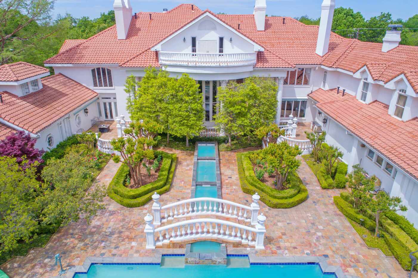 The Preston Hollow estate totals more than 20,000 square feet.