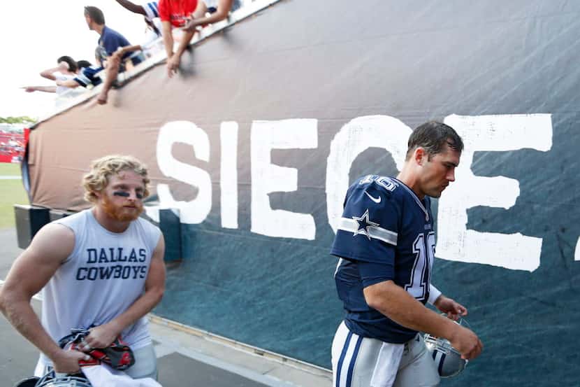 Dallas Cowboys wide receiver Cole Beasley (11) and Dallas Cowboys quarterback Matt Cassel...