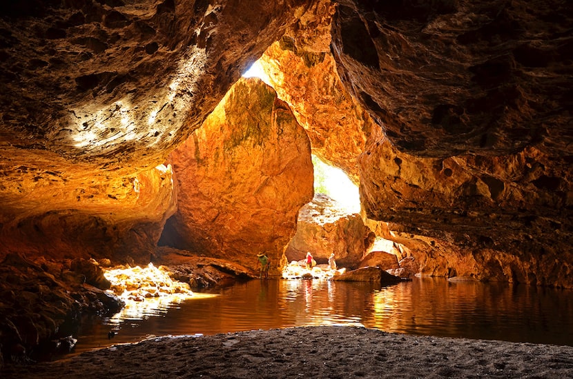 Entrance to Tunnel Creek