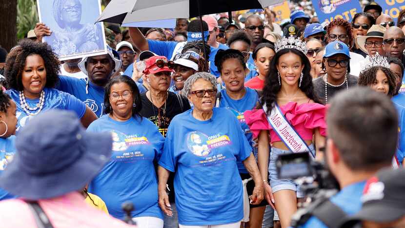 ‘Juneteenth freed the people’: Opal Lee leads hundreds on freedom walk through Dallas