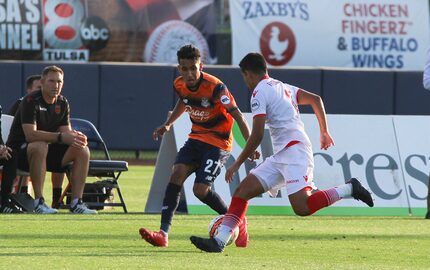 Jesus Ferreira (#27 in black) of FC Dallas plays on loan with Tulsa Roughnecks of the USL.