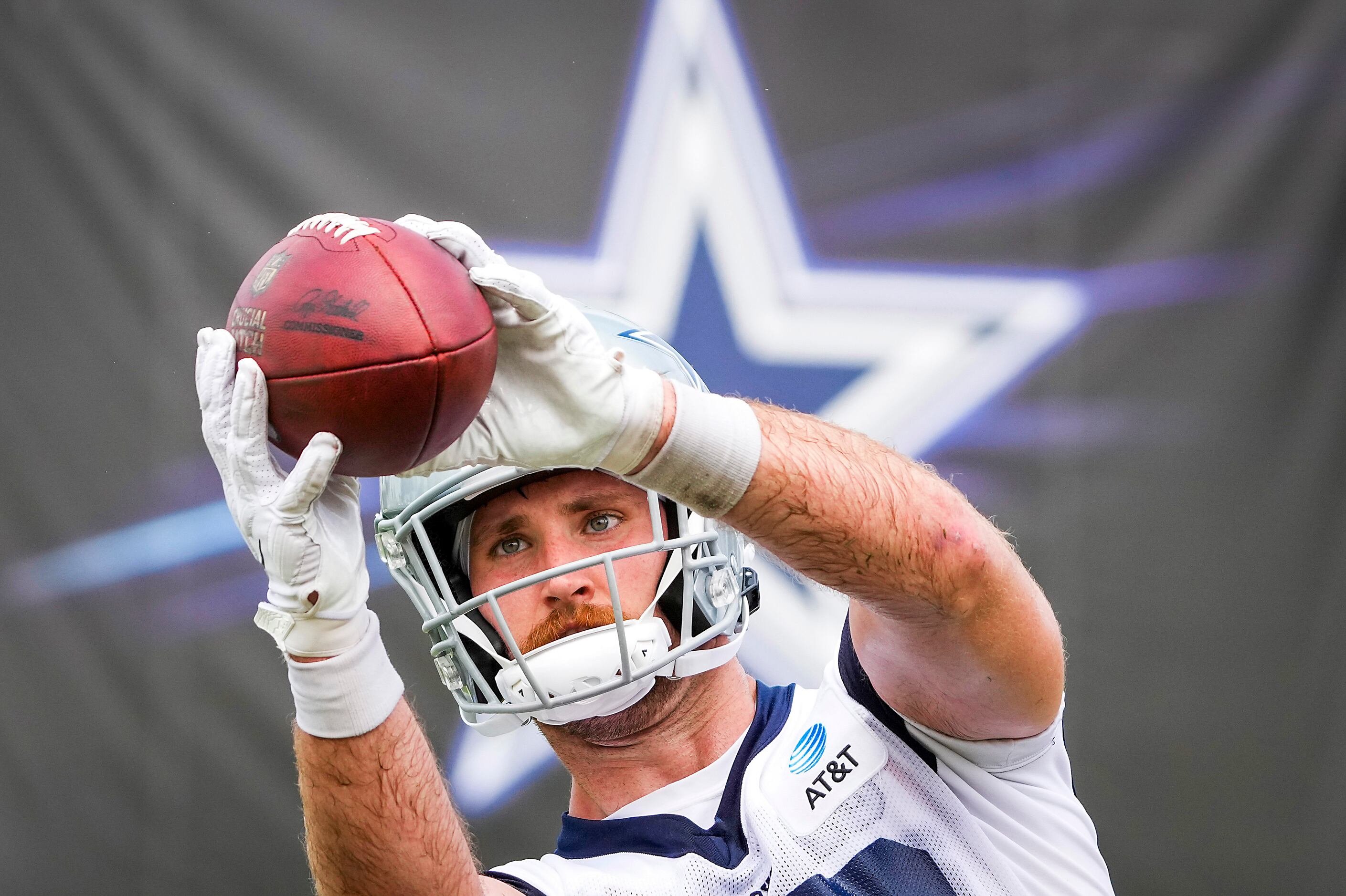 Tight End Blake Jarwin: A Weapon For The Dallas Cowboys