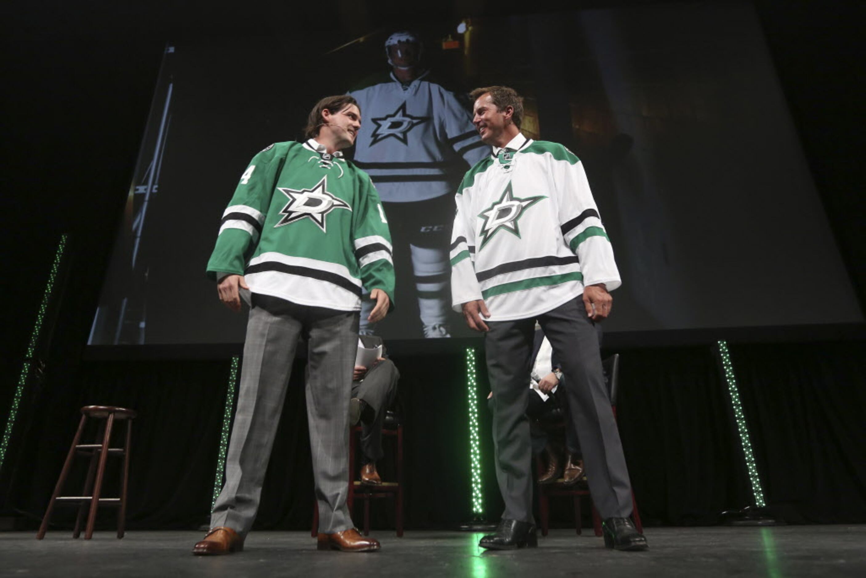 A hastily-done and unprofessional recoloring of the new jersey with Victory  Green and White Star : r/DallasStars