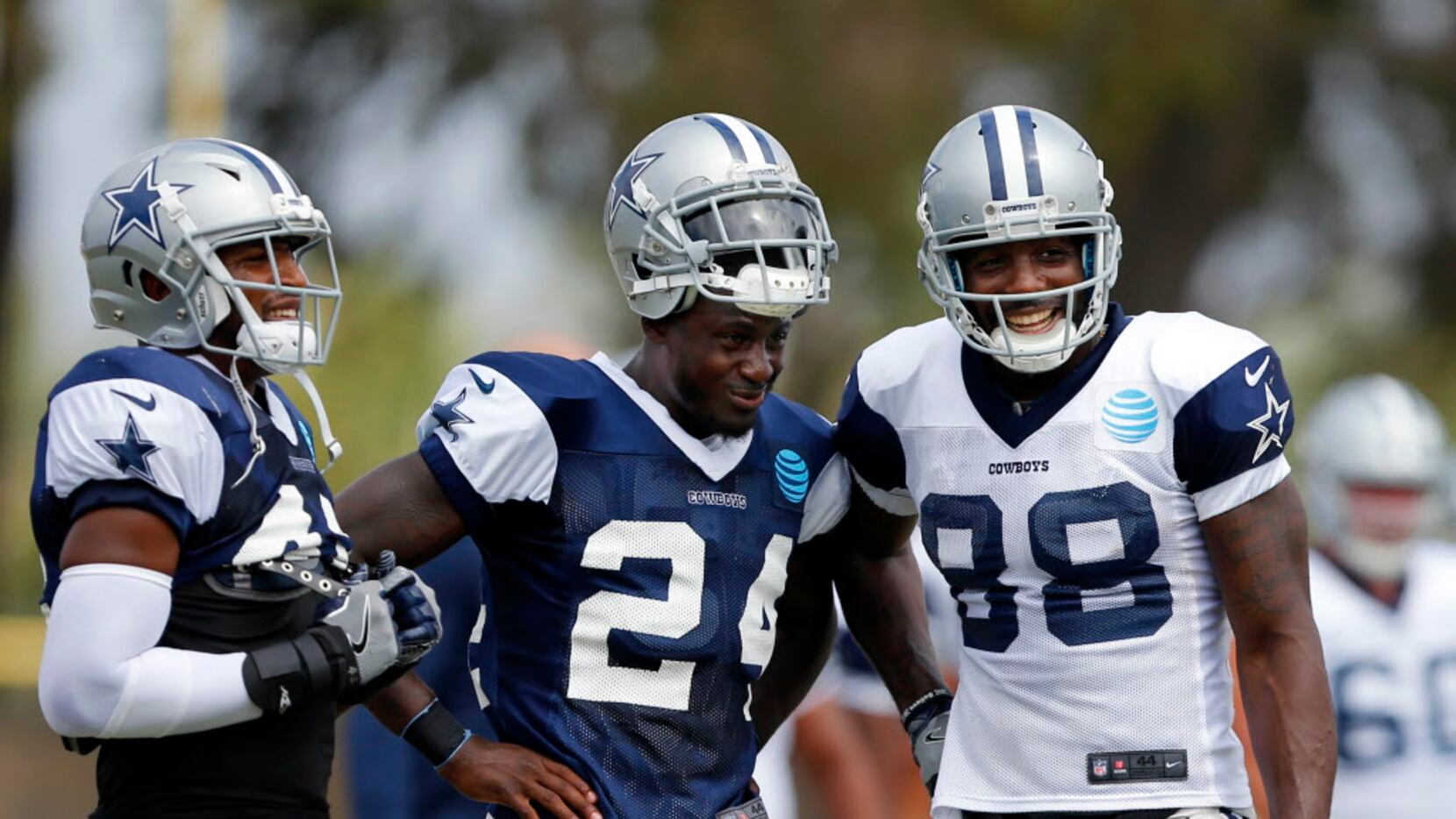 Claiborne concludes one of best camps of career wearing Bryant's