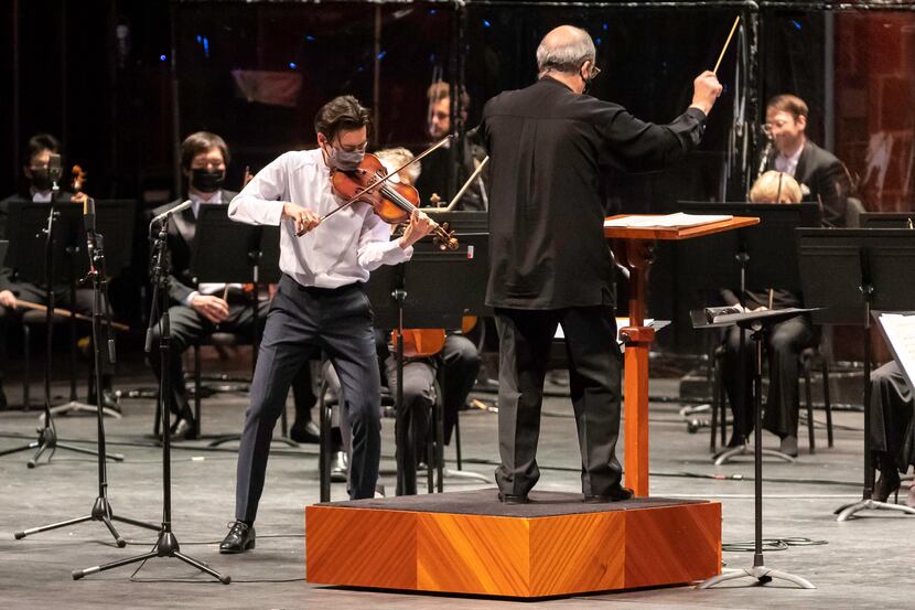 Principal guest conductor Robert Spano leads the Fort Worth Symphony Orchestra alongside...