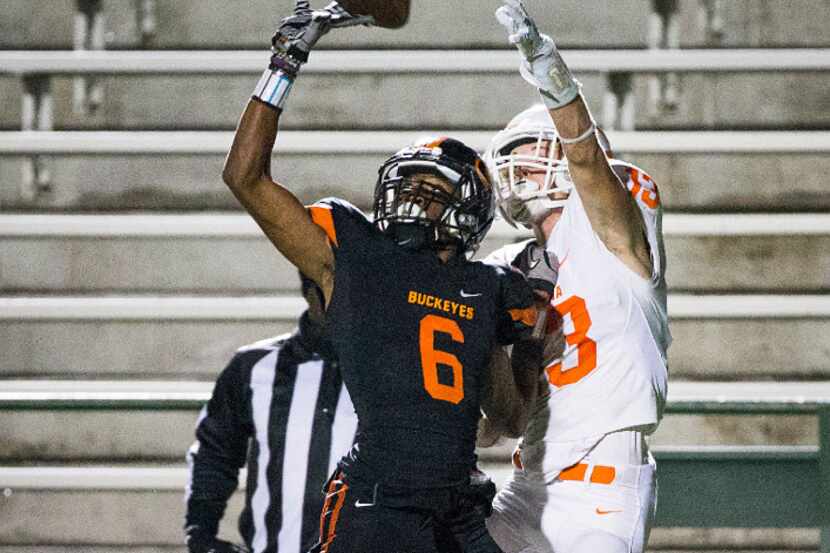 Gilmer's Qua Heath (6) breaks up a pass intended for Celina's Major Martin during the second...