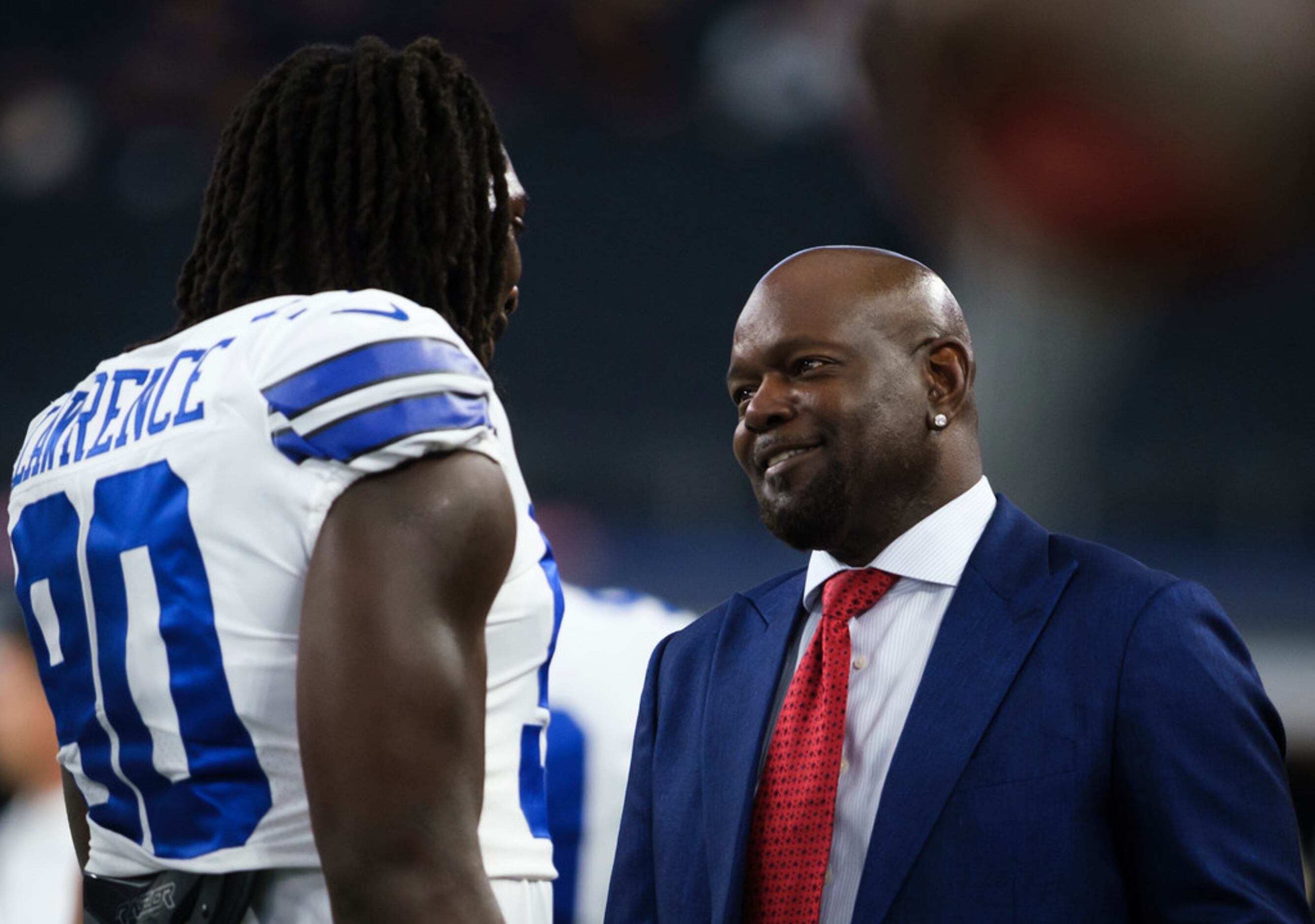 Former Dallas Cowboys player Emmitt Smith to open a restaurant in 2022