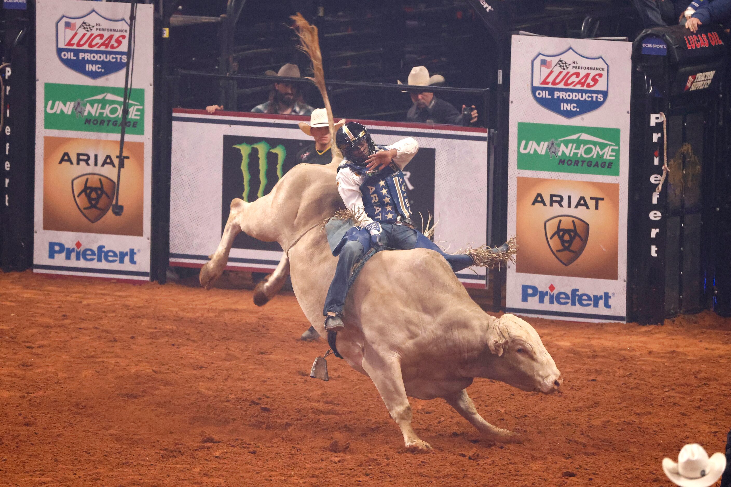 Ezekiel Mitchell scores 89.00 after riding “Vanilla Ice” during the PBR World Finals in Fort...