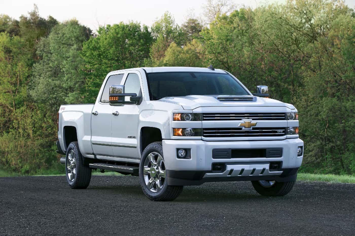 The 2017 Silverado 2500 HD is a serious work rig that gets about 17 miles per gallon.
