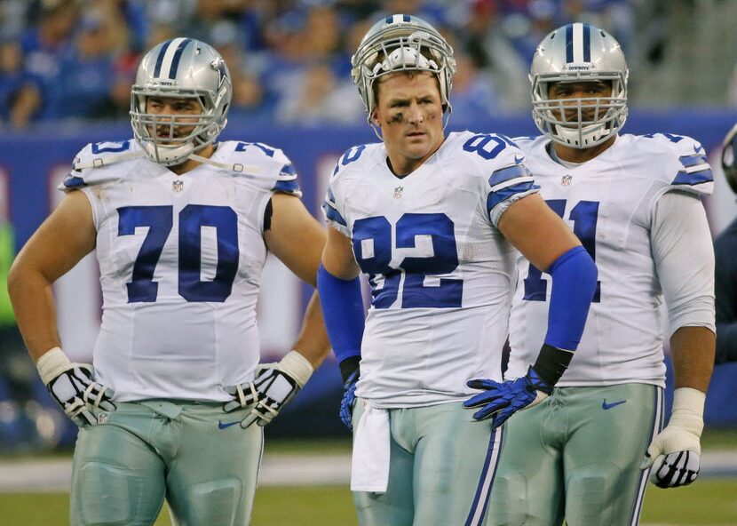 Dallas Cowboys guard Zack Martin (70), tight end Jason Witten (82)and guard La'el Collins...