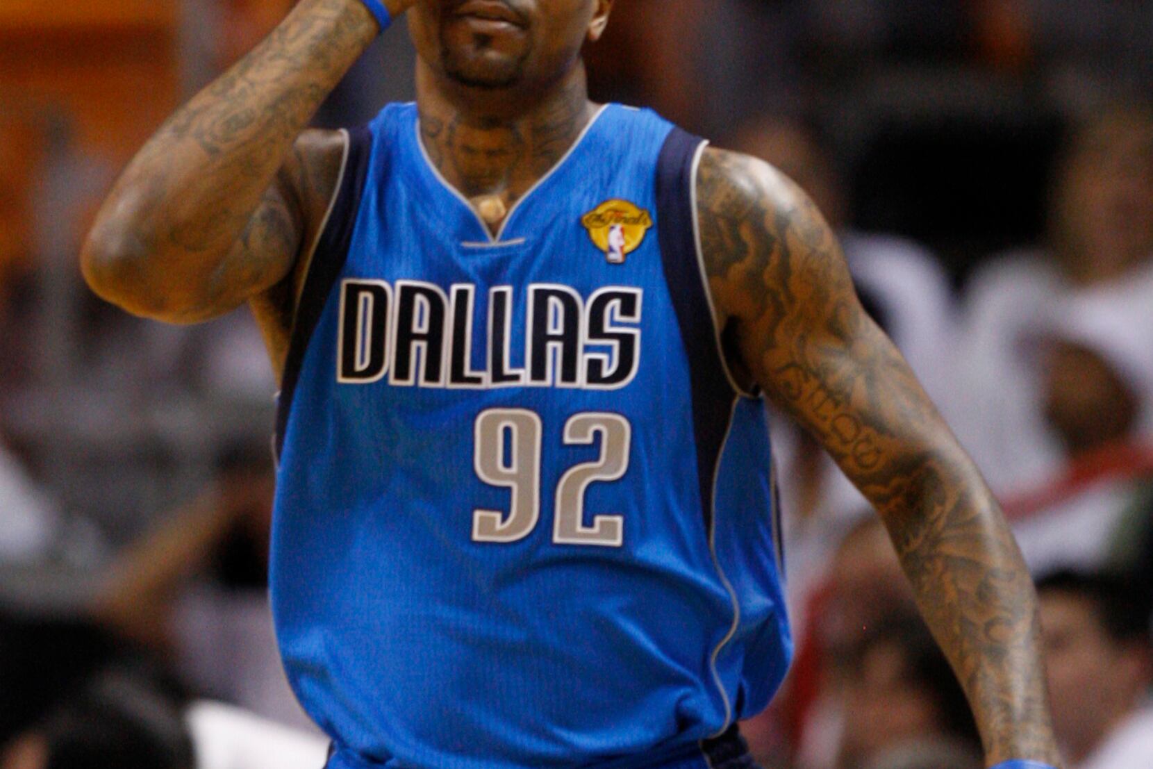 Ex-NBA rebounder, ex-convict Jayson Williams surprises kids