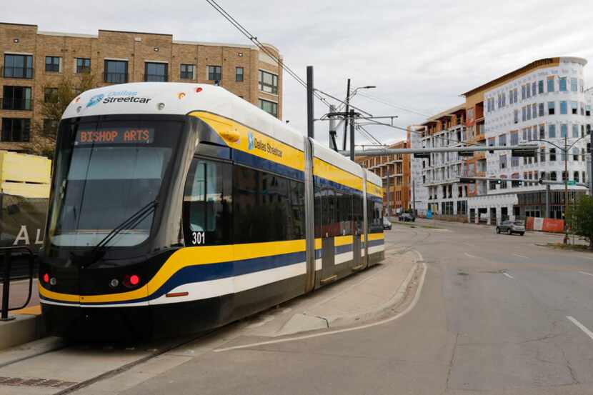 In a 14-1 vote Wednesday, the Dallas City Council approved a $1 fare for the streetcar that...