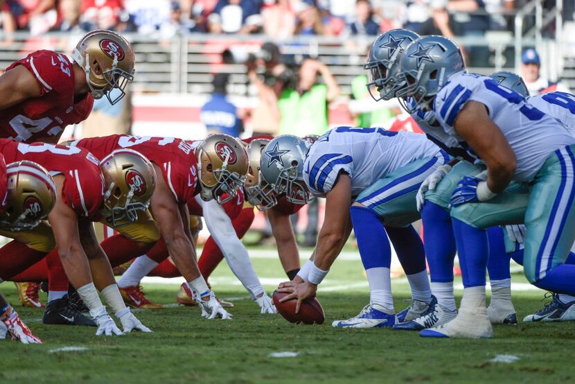 August 23, 2015; Santa Clara, CA, USA; General view of the line of scrimmage during the...