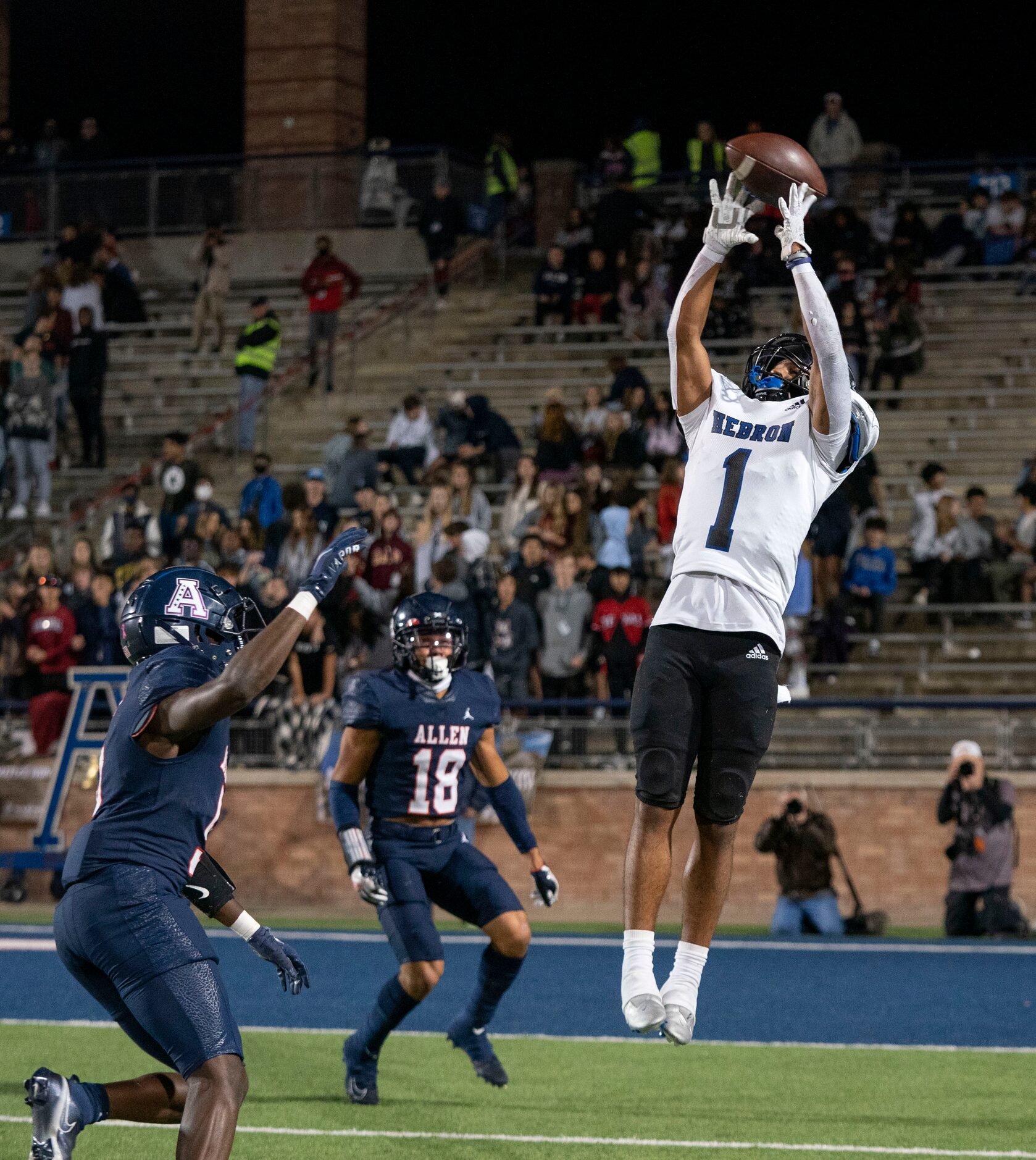 Hebron wide receiver Takoda Bridges (1) cannot make the catch on a pass attempt as Allen...