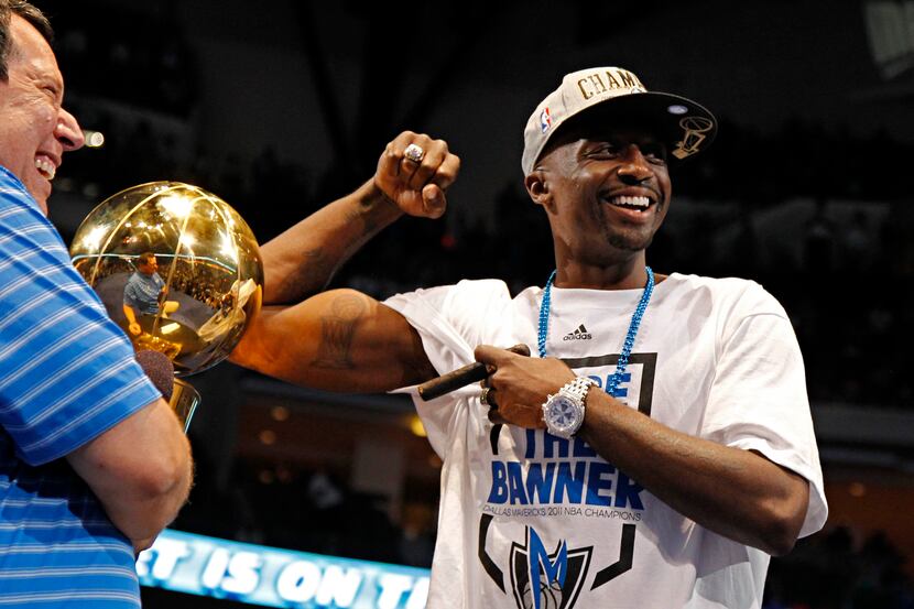 2011 NBA Finals Dallas Mavericks T-Shirt –