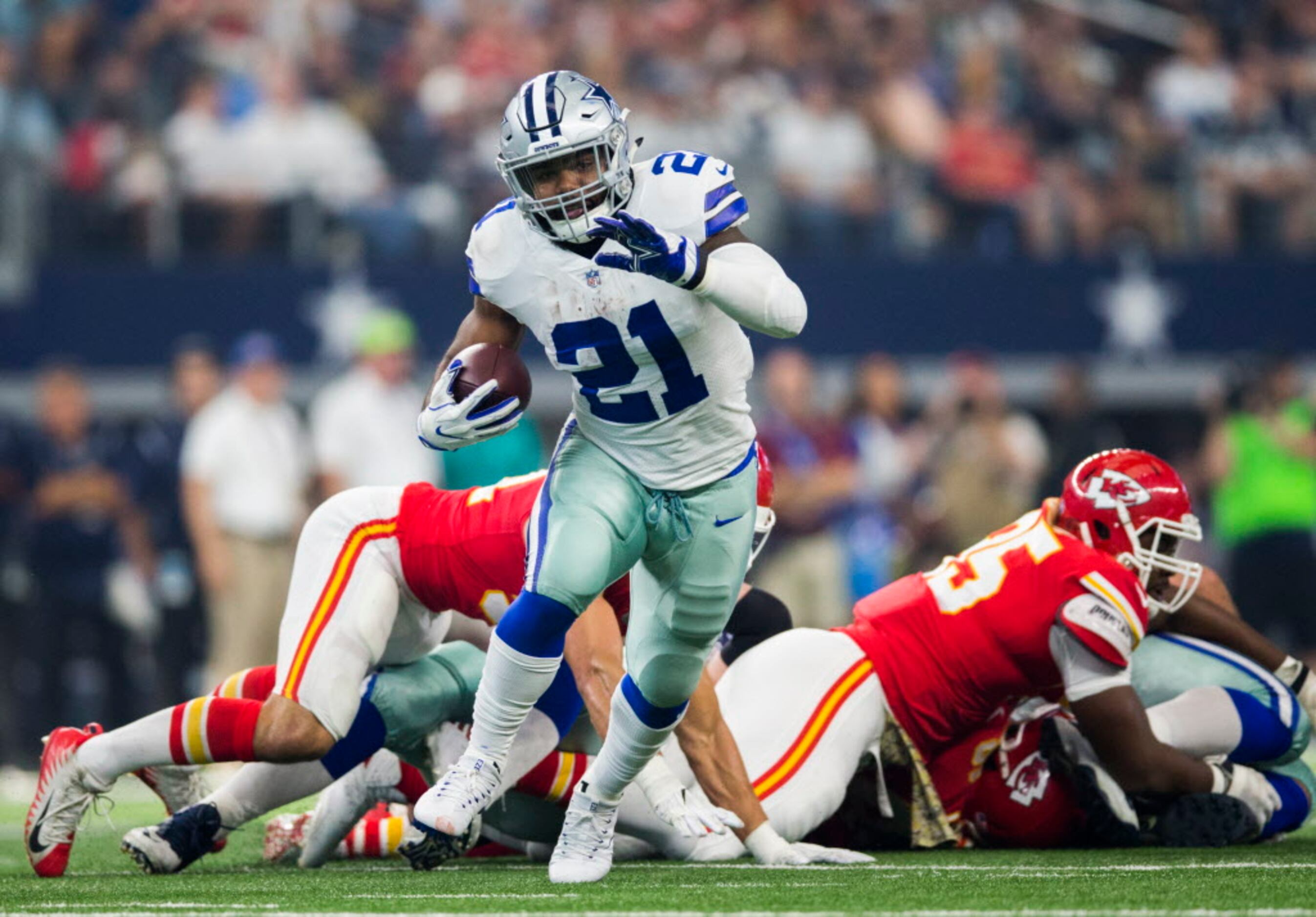 Dallas Cowboys' CeeDee Lamb Hosts Youth Football Camp – NBC 5 Dallas-Fort  Worth