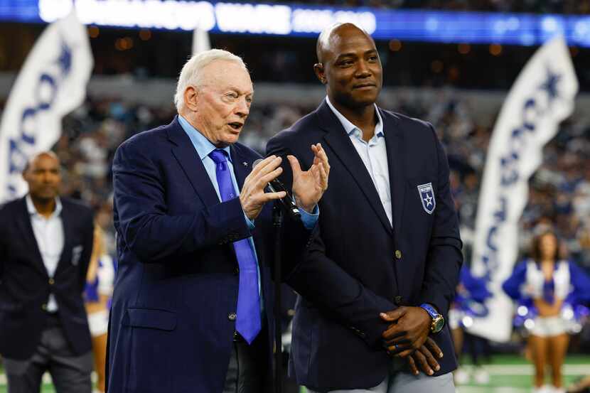 Dallas Cowboys owner Jerry Jones speaks alongside former Dallas Cowboys defensive end...