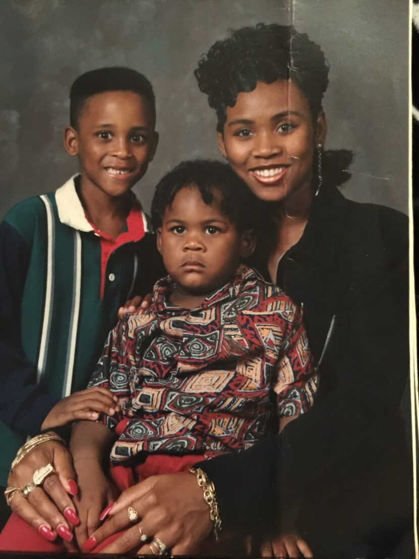 Cowboys wide receiver Allen Hurns (left) with his mother Erica Wilson and older brother...