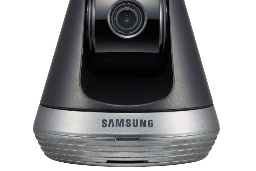 The Samsung SmartCam PT is an indoor camera that needs an electrical source to operate, but...