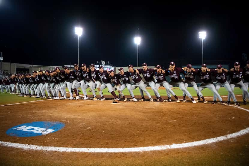 The Texas A&M baseball team sings the Aggie War Hymn after a 9-4 win in the Bryan-College...