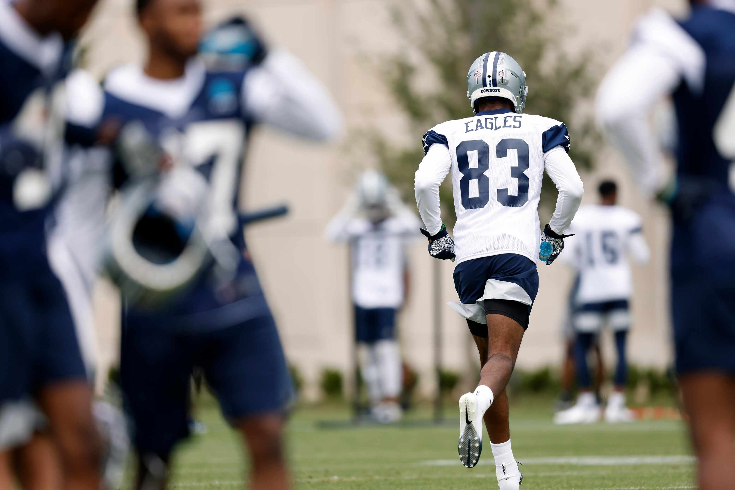 Eagles on a Dallas Cowboys jersey? Yes, that's rookie wide receiver Brennan Eagles (83)...